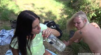 Şişe Çevirme Ayağına Götürüyorlar